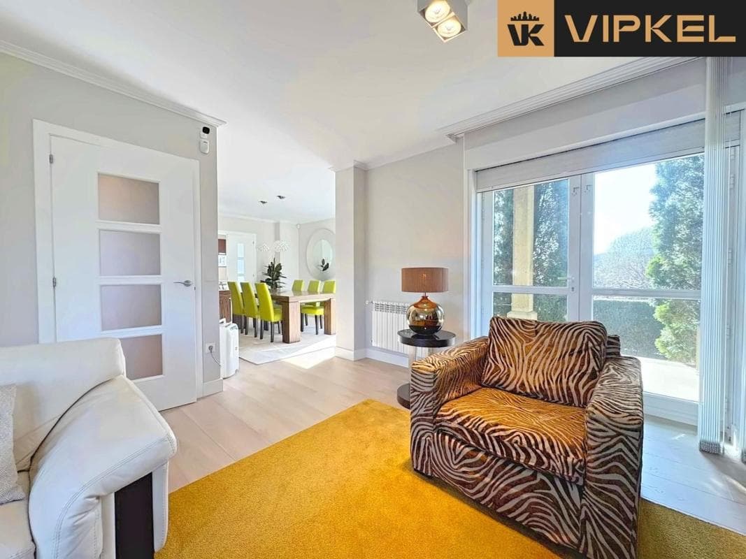 Venta de chalet independiente en LG PENA, Santiago de Compostela
photo 5
