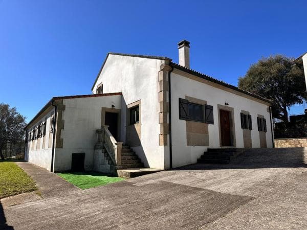 Casa independiente en Vilarpiñeiro thumbnail 1