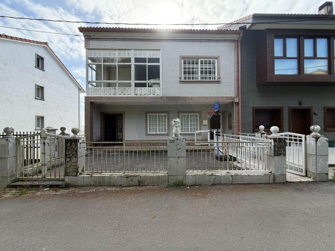 Продажа отдельного шале в Calle da Cima da Eira, Сантьяго-де-Компостела photo 5