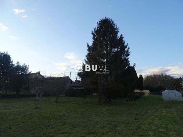 Chalet independiente en venta en Teo, Teo
thumbnail 1