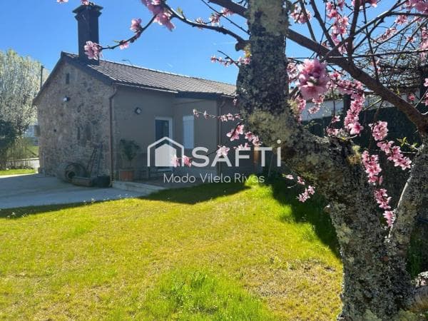 Chalet pareado photo 1