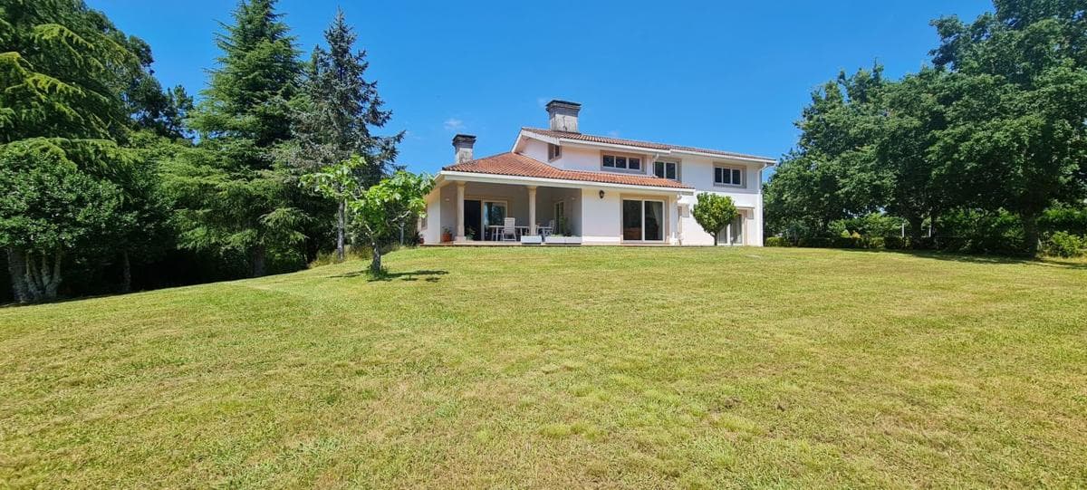 Venta de chalet independiente en CP-8202, Teo
photo 5