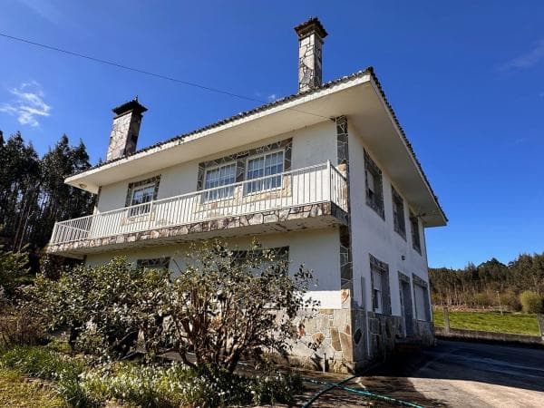 Casa independiente en Loureda s/n thumbnail 2