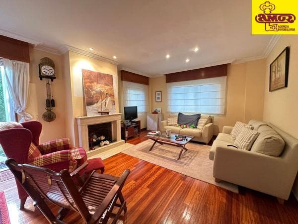 Chalet pareado en Urbanización Monte Devesa photo 1