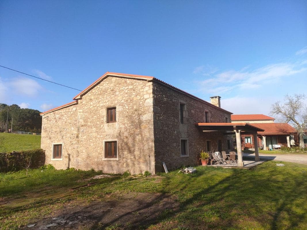 Propiedades en venta y alquiler en España photo 2
