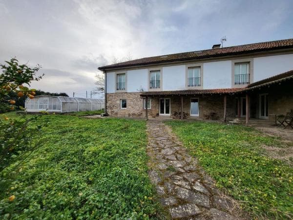 Finca rústica en venta en Teo , Teo thumbnail 1