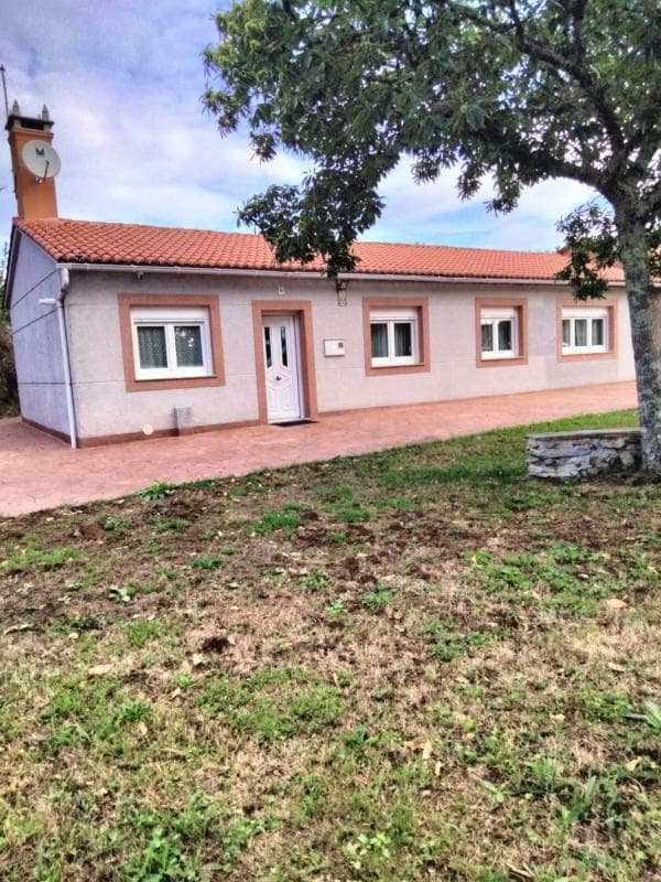 Venta de chalet adosado en Sobrado , Sobrado photo 2