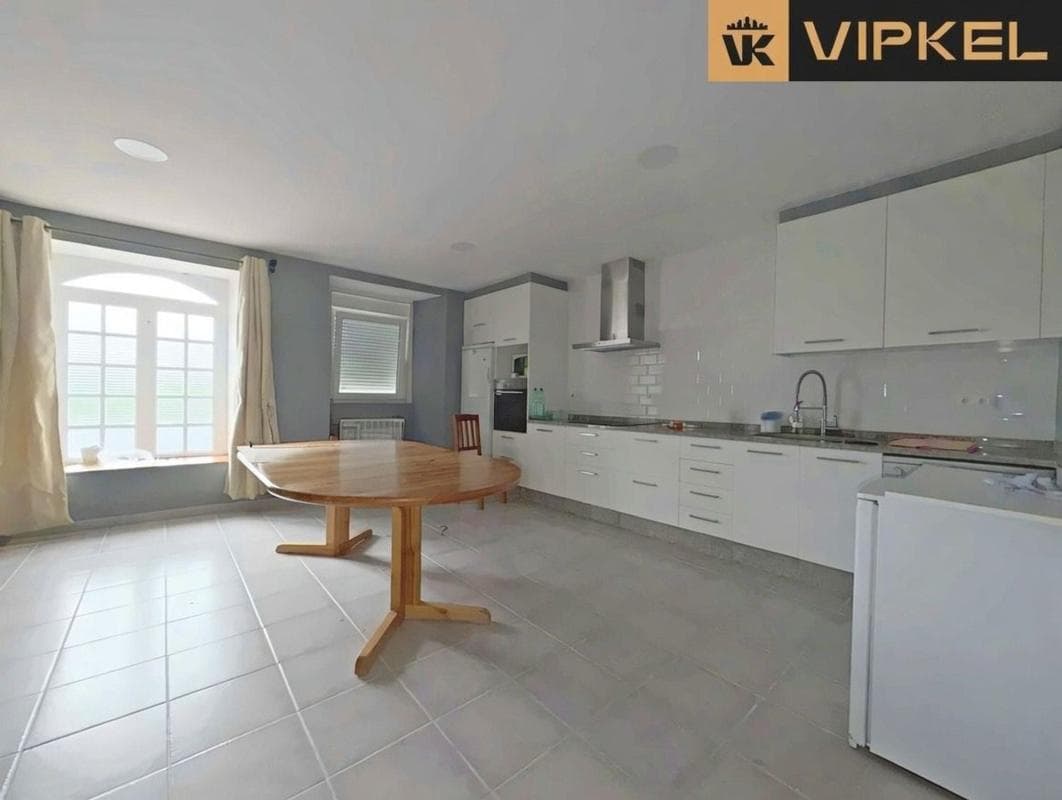 Venta de chalet independiente en Ser, Santa Comba
photo 3