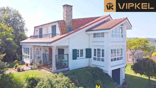 Casa independiente en calle Costa de Ouces thumbnail 2