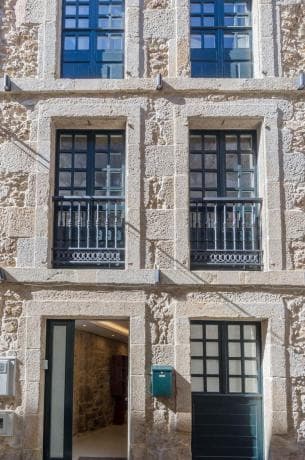 Casa independiente en calle de Santa María thumbnail 1