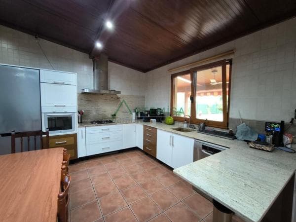 Chalet pareado thumbnail 1