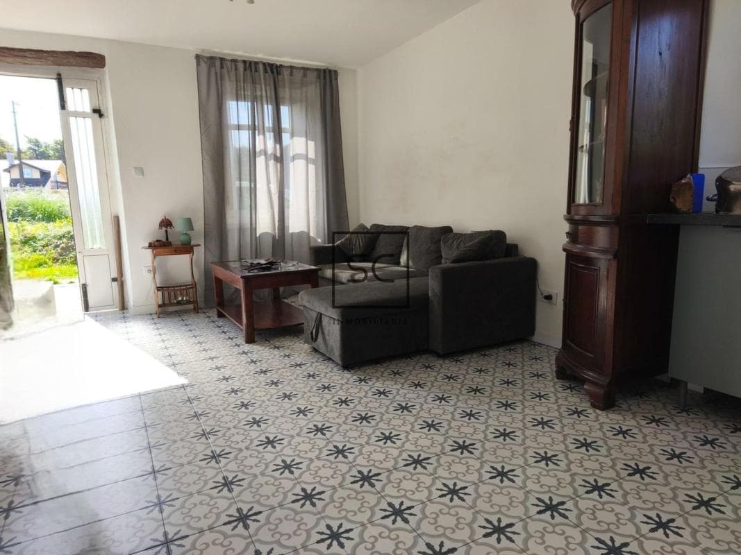 Propiedades en venta y alquiler en España photo 2