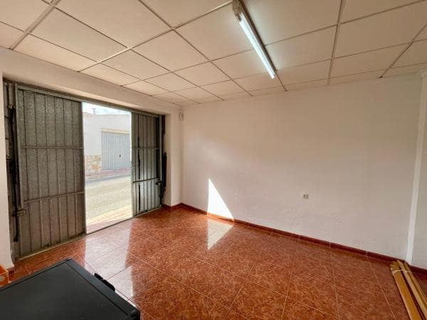 Casa independiente en calle Miguel Hernández, 1 thumbnail 1