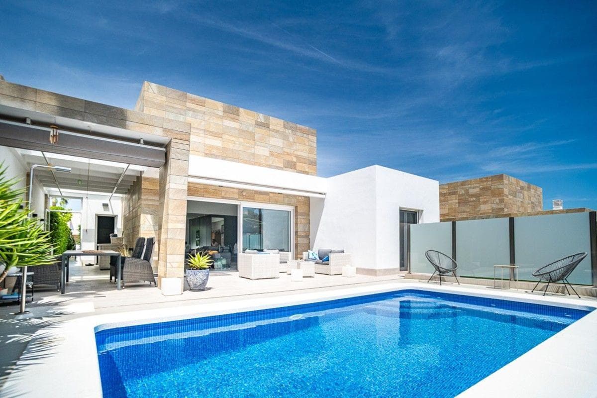 Sale of independent chalet in Algorfa, Algorfa
photo 2