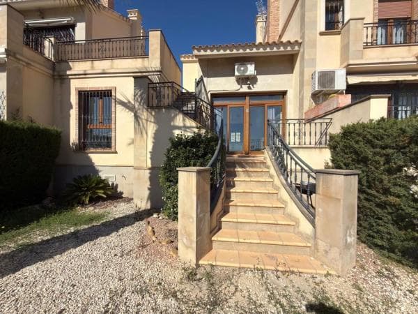 Chalet independiente en venta en Calle Almoradí, 910, Algorfa
photo 1
