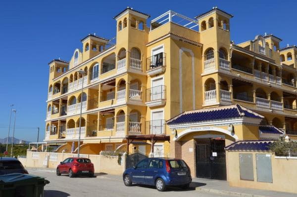 Venta de piso en Calle Ramón y Cajal, Algorfa
photo 1