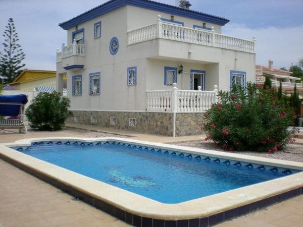Chalet independiente en venta en Benijofar, Benijofar
photo 1