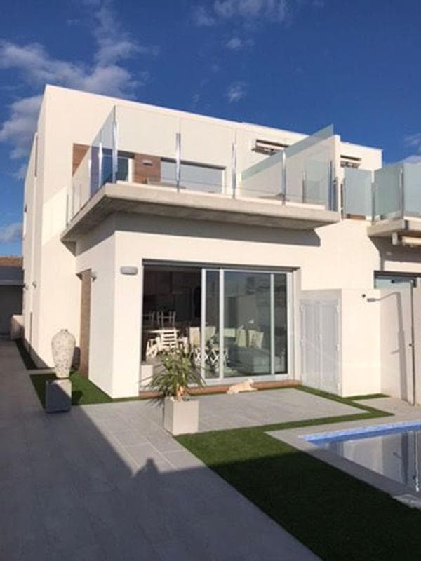Sale of independent chalet in Daya Nueva, Daya Nueva
photo 2