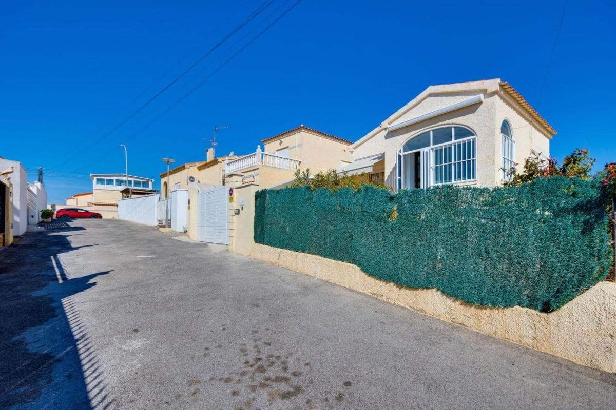 Venta de chalet independiente en Daya Vieja, Daya Vieja
photo 3