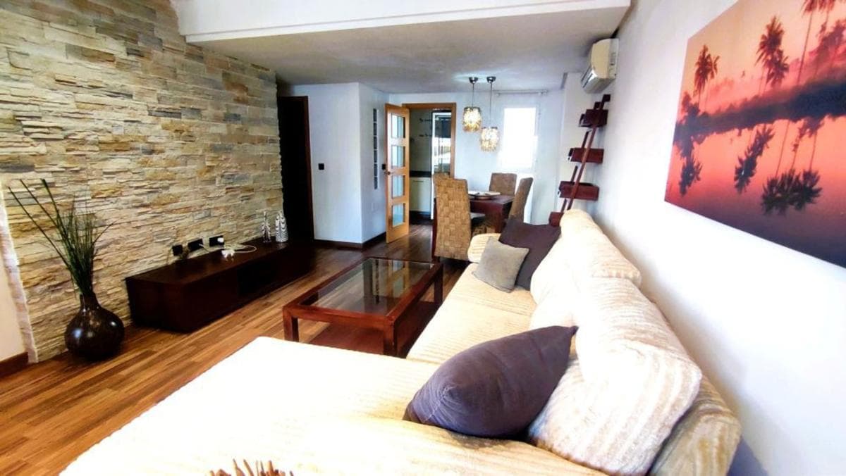 Propiedades en venta y alquiler en España photo 2