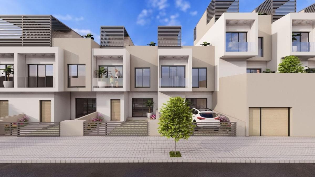 Sale of townhouse in Calle Dr. Gómez del Río, 44 , Málaga photo 5