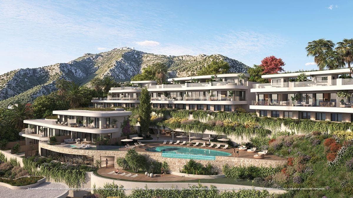 Venta de chalet adosado en Avenida Fuengirola, 8 , Fuengirola photo 2