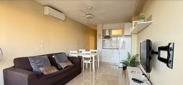 Venta de piso en Urbanizaciones, Guardamar del Segura
thumbnail 2