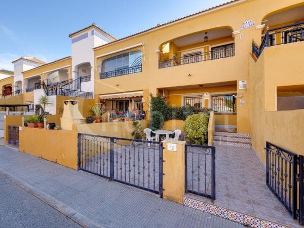Продажа квартиры на Calle la Herrada, 11, Лос-Монтесинос
photo 1