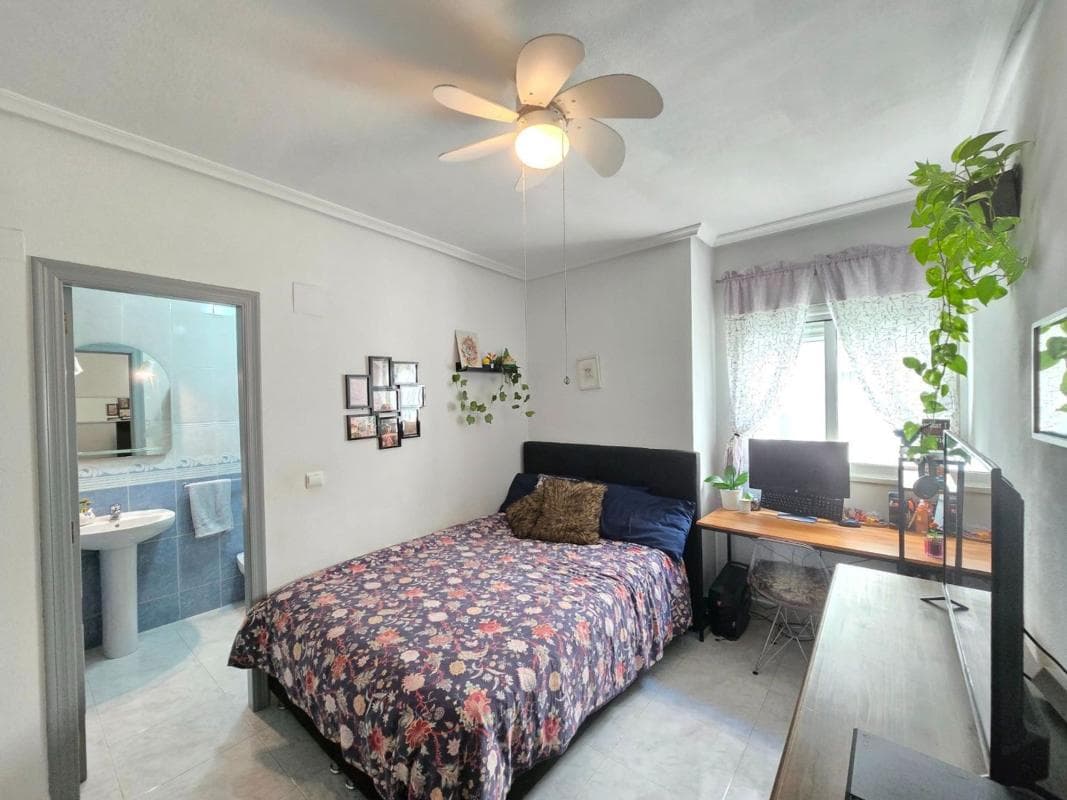 Venta de piso en Calle Padre Damián, Los Montesinos
photo 5