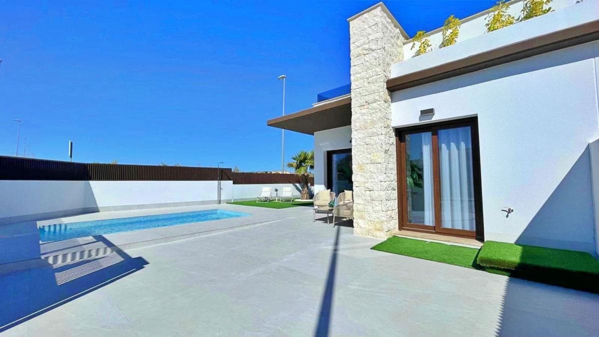 Venta de chalet adosado en Melón s/n , Orihuela photo 2