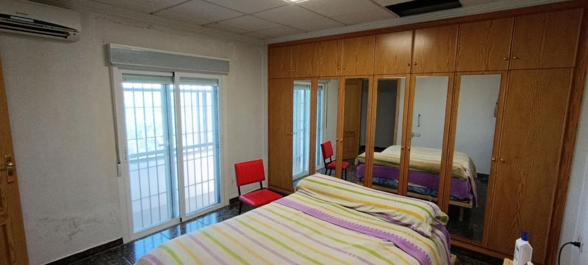 Propiedades en venta y alquiler en España photo 2