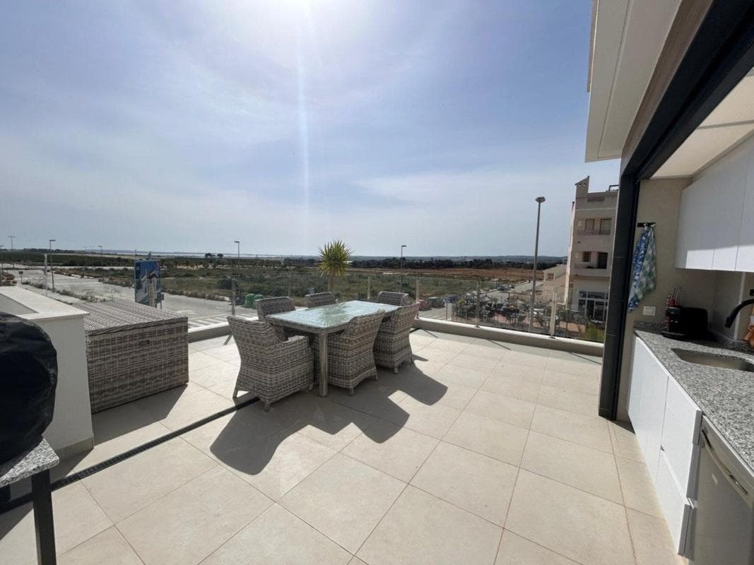 Venta de chalet independiente en Calle Mandarino, Orihuela
photo 5