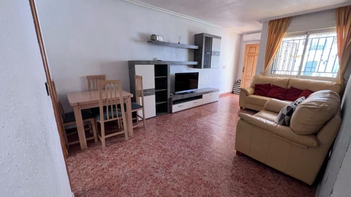 Venta de piso en Calle Albaricoquero, Orihuela
photo 4