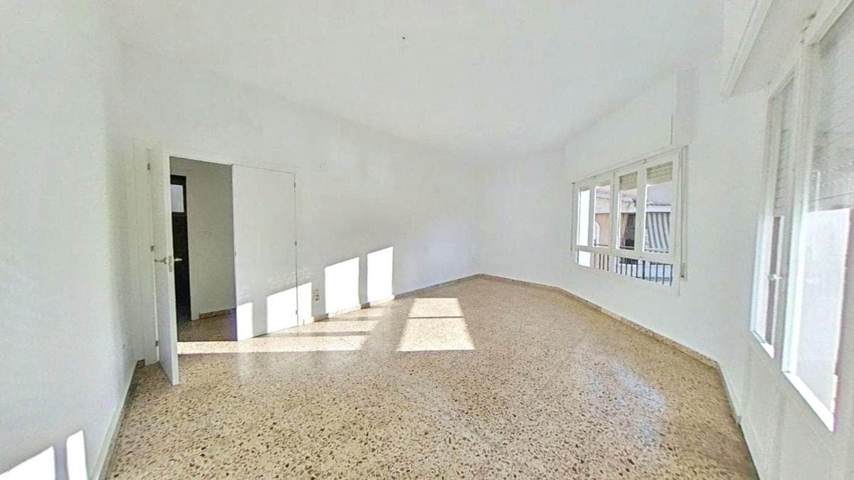 Venta de piso en Orihuela Ciudad, Orihuela
photo 2