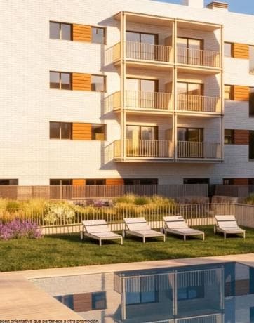 Sale of flat in Calle Antoni Maria Alcover, 15, Vilanova and la Geltrú
thumbnail 1
