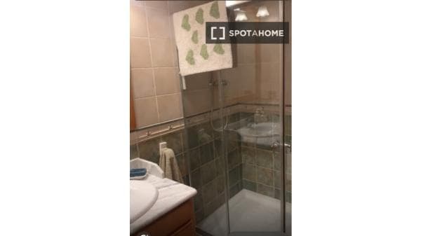 Piso en alquiler en , Madrid thumbnail 2