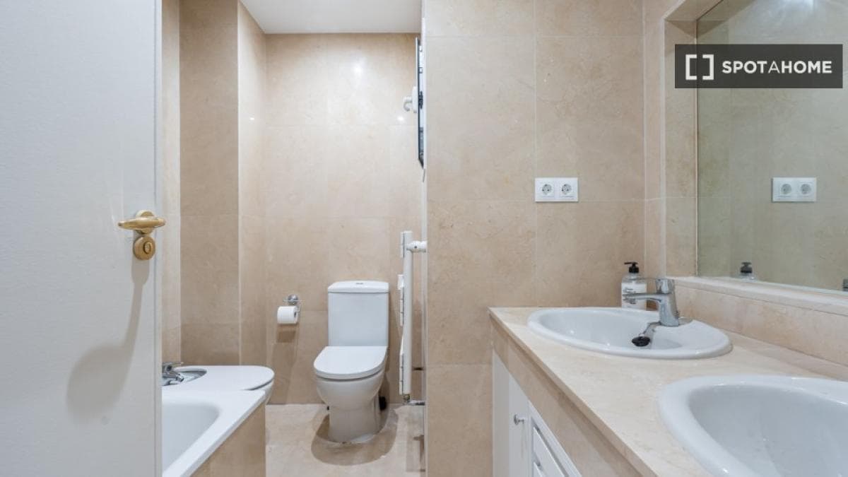 Properties for sale and rent in Spain photo 5