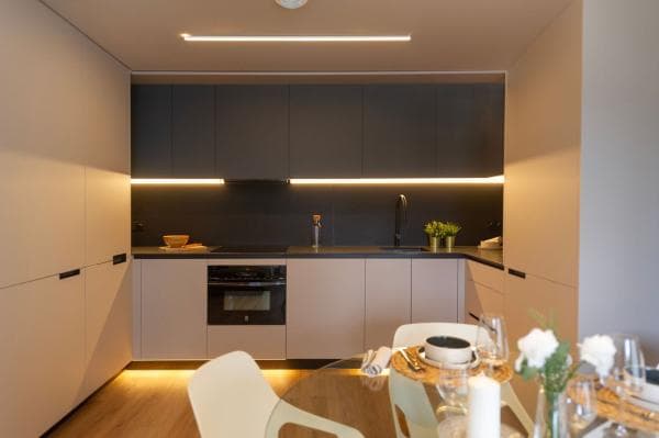 Venta de piso en Calle de Fernando Pessoa, Barcelona
thumbnail 2