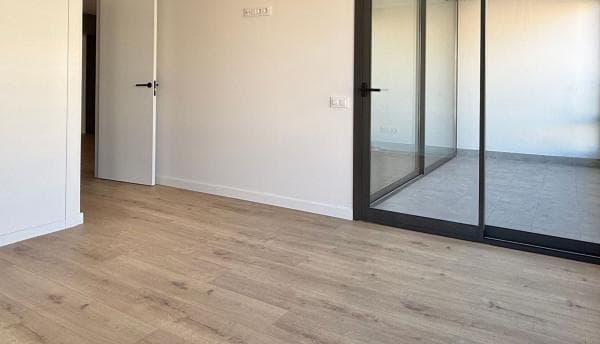 Venta de piso en Calle de Francesc Layret, 63, Badalona
photo 1