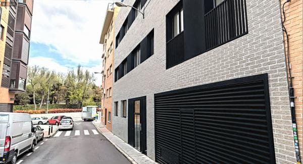Sale of flat in Calle Indalecio Fernández, 40, Madrid
thumbnail 1
