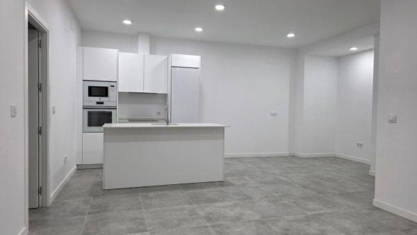Venta de piso en Calle Melchor Gallegos, 1, Sevilla
thumbnail 2
