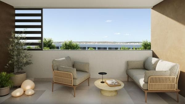 Venta de piso en Via Apia s/n, Sevilla
photo 1