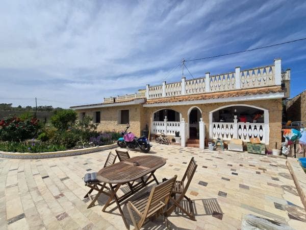 Chalet independiente en venta en Sax, Sax
photo 1
