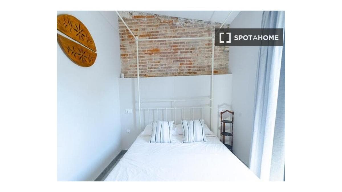 Properties for sale and rent in Spain photo 3
