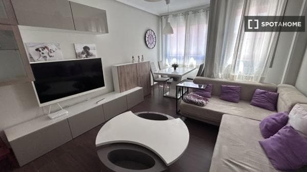 Piso en alquiler en , Madrid thumbnail 1