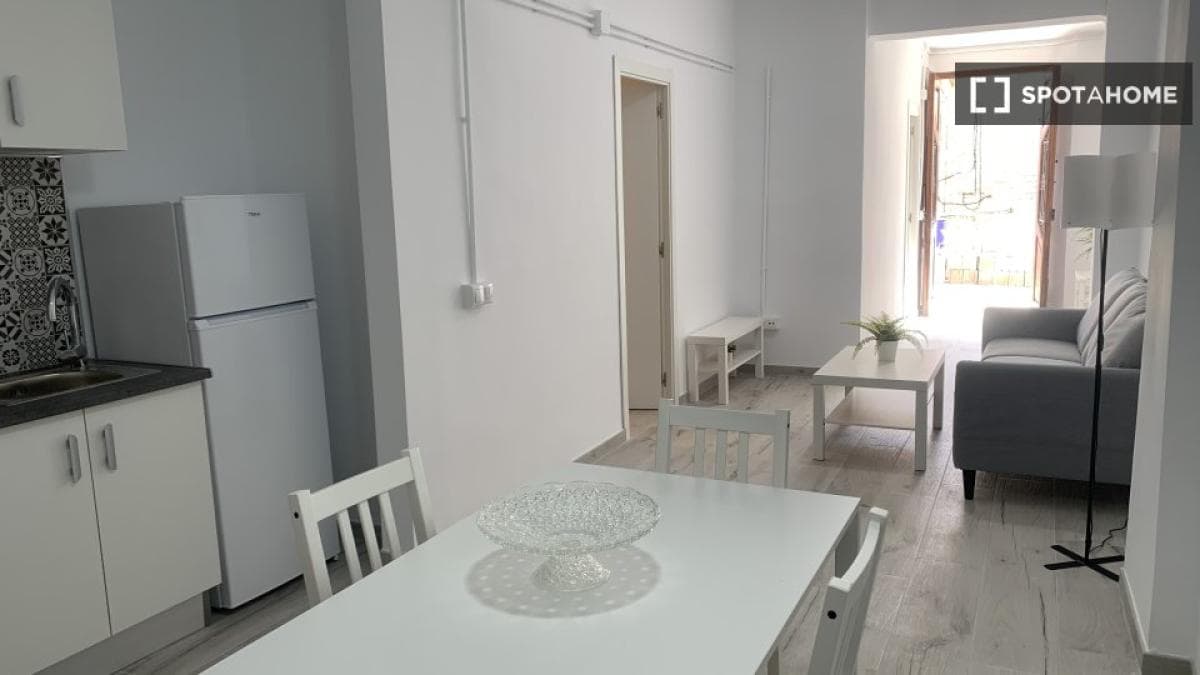 Недвижимость на продажу и в аренду в Испании photo 3