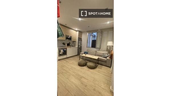 Piso en alquiler en , Madrid photo 1