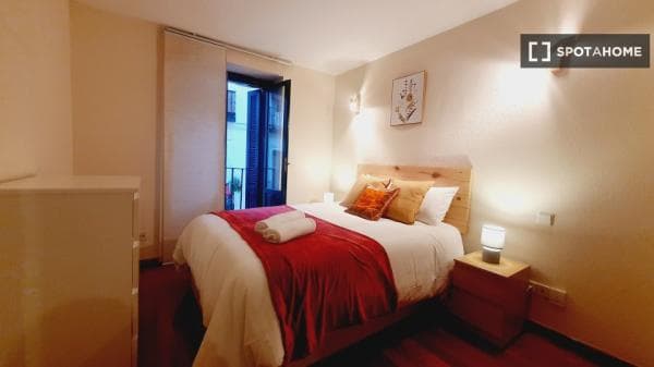 Piso en alquiler en , Madrid photo 1