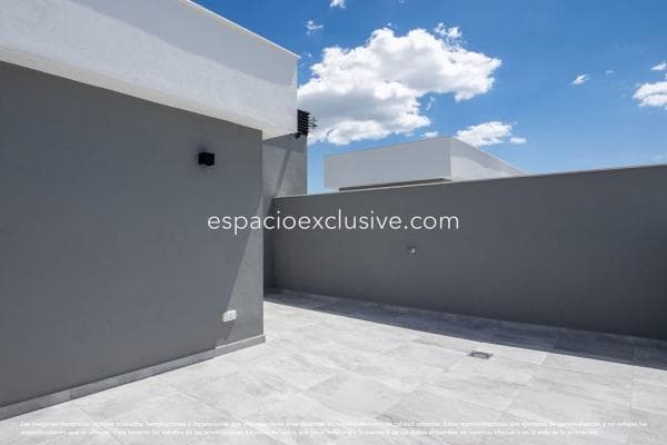 Chalet adosado en Avenida De China, 27, Pizarrillo - El Retiro, Málaga thumbnail 2