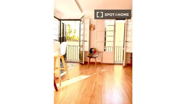 Apartment for rent in Carrer de Roger de Flor , Barcelona photo 1